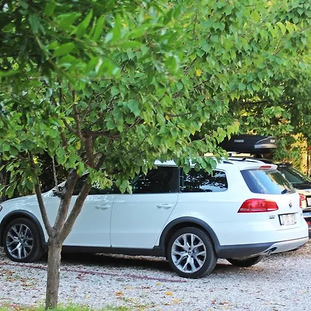 No 9 Gostinjska kuća 4*